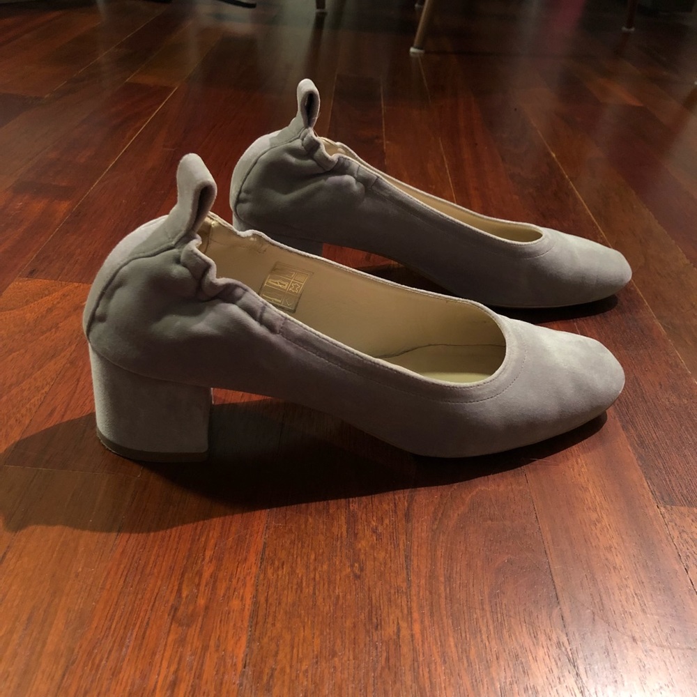 Everlane Day Heels Grey Velvet size 9